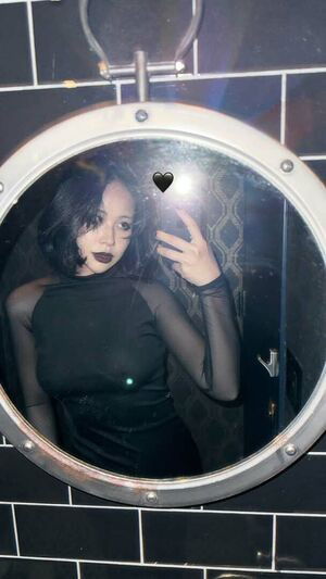 Iris Biidan / irisbiidan