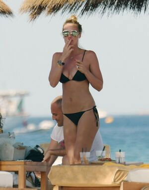 Ilary Blasi / ilaryblasi