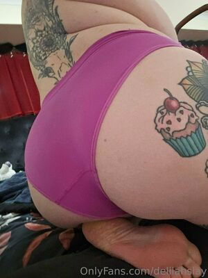 delilah / delilahslay