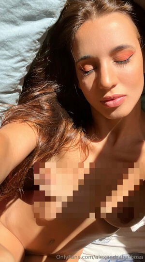 alexandrabarbosa / barbosaalexandra99