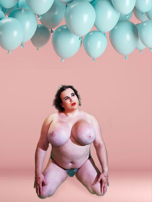 Maxine Tangles / tddyskddles / tiddy_skiddles / tiddyskiddles