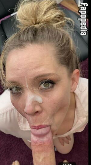 Isabellalee84 / isabellalee_84