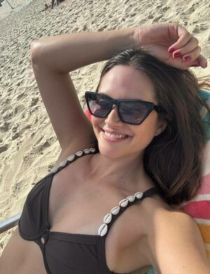 Juliana Paiva / juulianapaiva / paivaqueenfeet