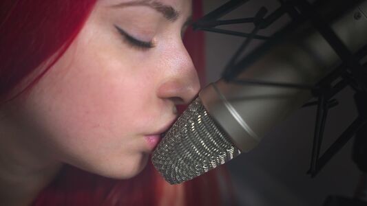 Kitty Cat Helza / The SoundsGirls / helzaglass / hlzkittycat