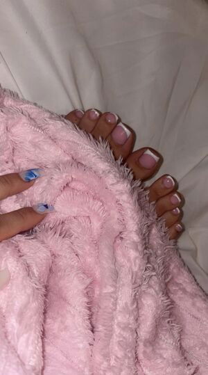 itsyourgirltee / tildegeorgiex / tildexox