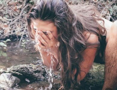 Anna Ruth Hall / annaruthhalll / priestxjade