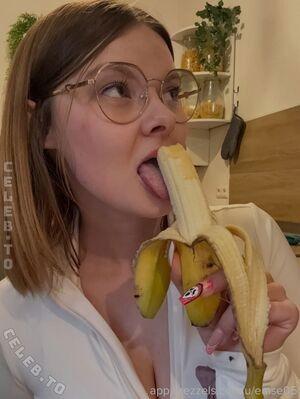 Emily Prufer / emi.prue / emse05 / emti_05 / insta.emi05