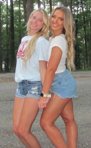 Caytlee Poole / cattlekins / cayleependerass / caytleep / caytleepoole