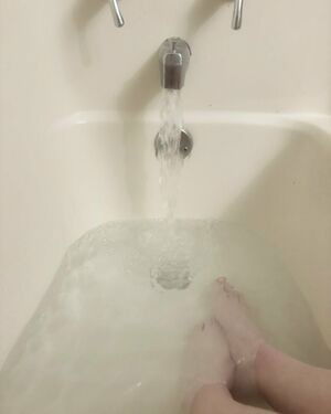 evaelfie / evieleaf / evieleafie