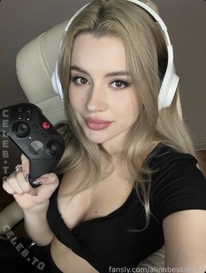 Alina Beskrovnaya / alina770 / beskrovna / beskrovna_asmr / beskrovnaasmr7534