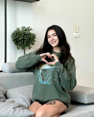 selinaluv.xo / selinaluvv