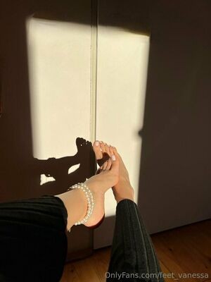 feet_vanessa