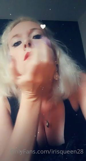 irisqueen28 / irisqueenfan
