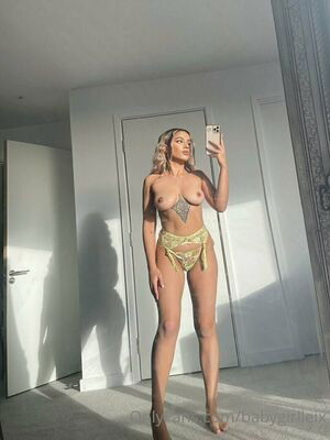 babygirll.lexi / babygirlleix