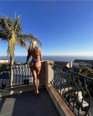 Kelsey Kessler / kessleralys / kezlur