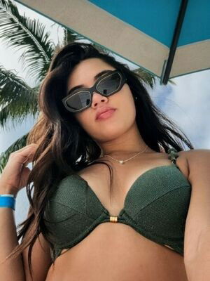 Sherlin Colibri / sherlincolibri / shxrlxncxlxbrx