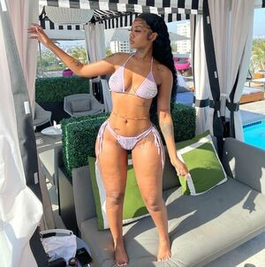 Jada Kingdom / jadakingdom