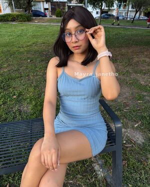 Janethmay / Mayra Olvera / janethmay_o / janethmay_olv