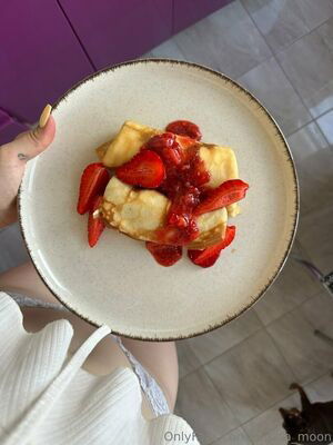 EmilyFar / EvaLoveS_ / LutealSeat113 / MissEmily_ / OutsideDrill14 / Renata_moon / crimson.moon / emily_moul / lola_moon__ / marshadee