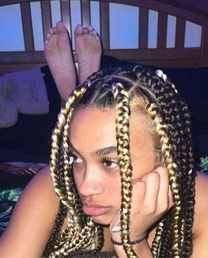 F00tmami F00tmami / f00tbby0 / f00tmami