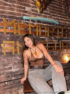 isabel.karamell / isabellacaramell