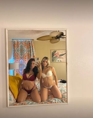 hot_mercedes / mimimoore / mimimoore0