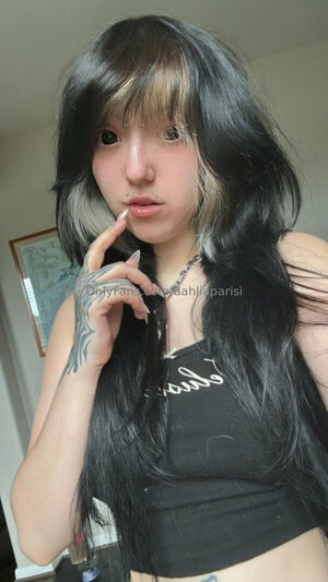 dahlia__vixen / dahliaparisi