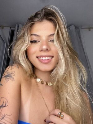 Ana Clara / ___anaazevedo / iam_ana.sgh