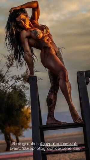 Tori Beaumont / _tbeau / pretzel33 / tori_beaumont