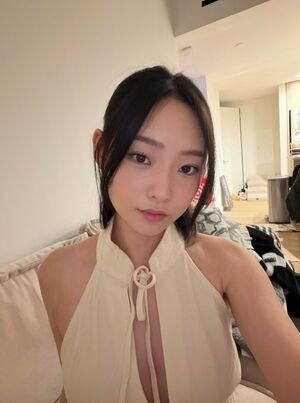 Esther Lee / esblee / esblee2 / goodie_isabelle