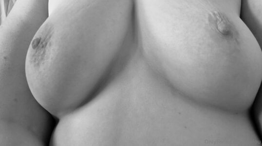 beelou / beelou_