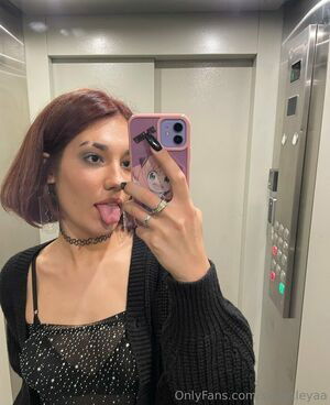 sweetleyaa / sweetlypetite_alex