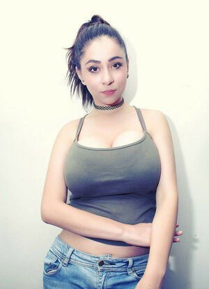 Josahandry Lia / Josahandrylia