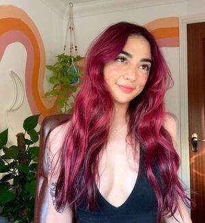 Alyska / alyskaplays / nebraska-w