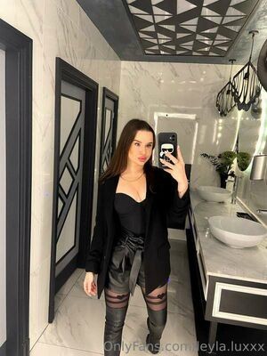 Leyla / https: / leyla.luxxx / repressed-princess