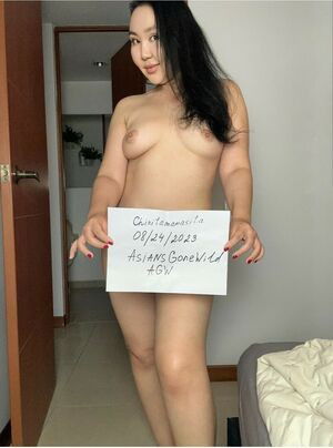 Chinimamasita / chinitamamasita / hot_momma_95