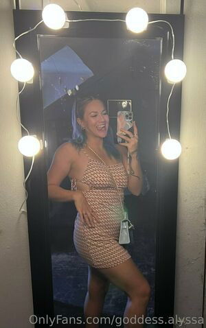 goddess.alyssa / goddess_alyssaxx