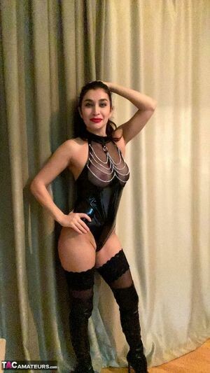 Alina 24