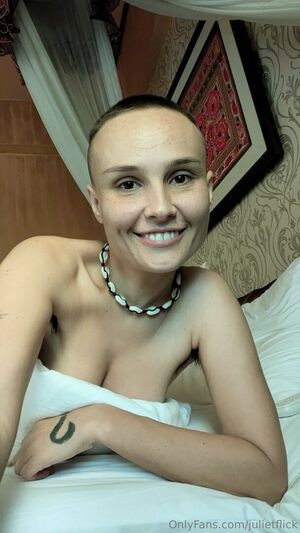 julia_flick_ / julietflick