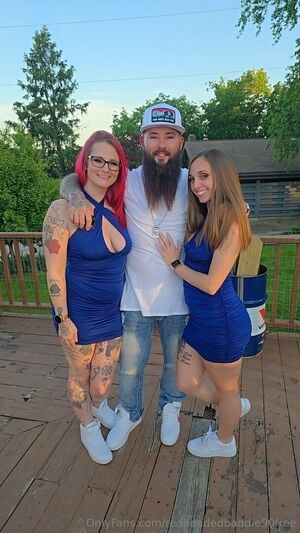 red.headedbaddie90 / redheadedbaddie90free