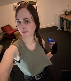 React GirlsYT / chinglishreactions / imon_Snow