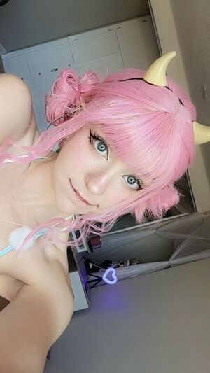 Bubbleteababydoll / Daisymaycosplay / hk_bubbleteababy