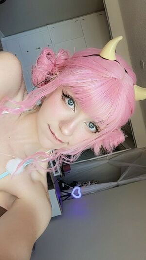 Bubbleteababydoll / Daisymaycosplay / hk_bubbleteababy