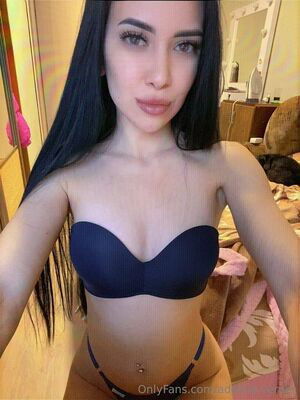 adelina.verner / oldsandey