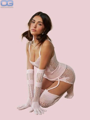 Madison Beer Hot