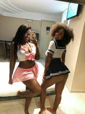 BombomSamira / Samira Bombom / samira.bombom / samirabombom