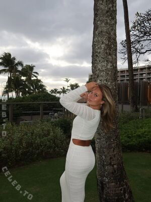 Nicolette Durazzo / NicoletteDurazz / nicolettedurazzo