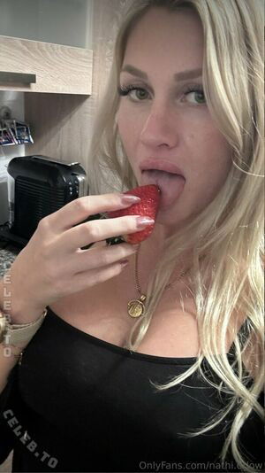 Nathi Orlow / jessy_jesska / nathis.secret.adventures