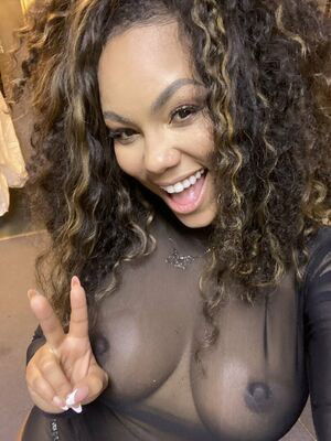 Betsy Camino / BetsyCamino