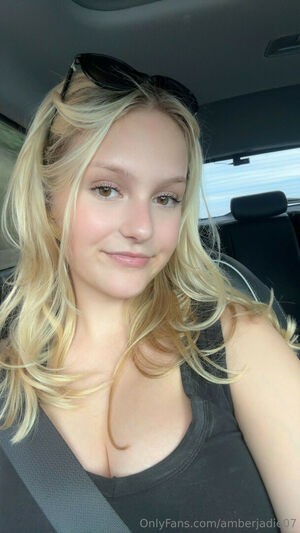 Ambsjadie / amberjadeoz / amberjadeoz... / amberjadie07